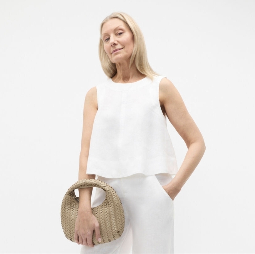 Heritage White Linen Sleeveless Top Blouse